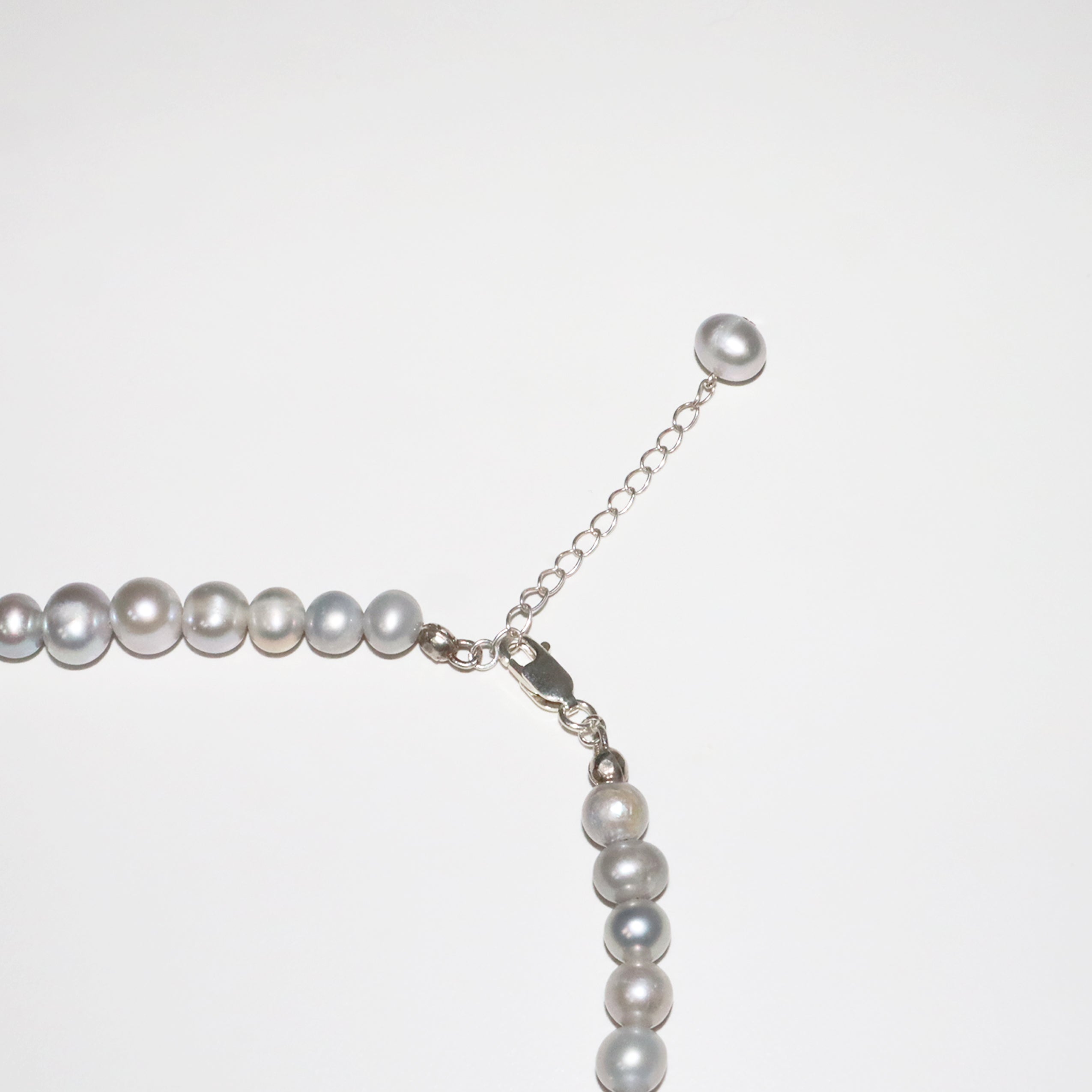 Diana Necklace in Grey